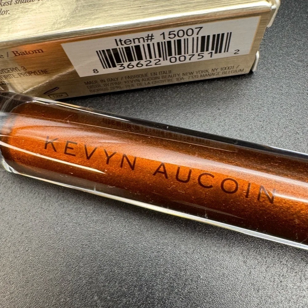Kevyn Aucoin Molten Lip Color - Bronze Full Size New in box